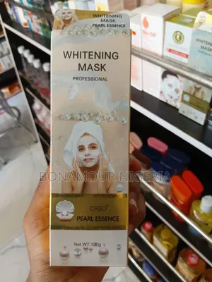 Pearl Essence Whitening Mask
