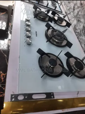 Built in White 5 Burner Gas Cooker