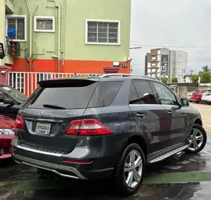 Mercedes-Benz M Class ML350 4dr SUV (3.5L 6cyl 7A) 2015 Gray