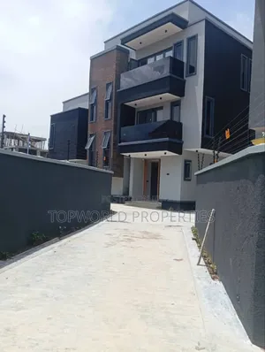 5bdrm Duplex in Ikeja Gra for sale
