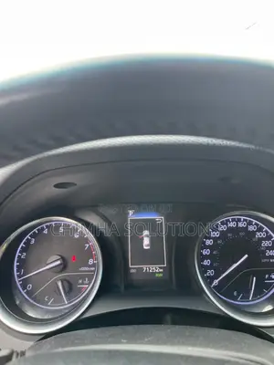 Toyota Camry SE (2.5L 4cyl 8A) 2019 Blue