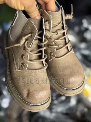 Kids Stylish Commando Boot (Size 39)