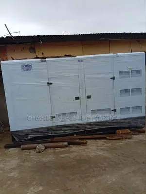 Original 500kva Perkins Soundproof
