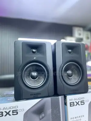 Bx5 M-Audio
