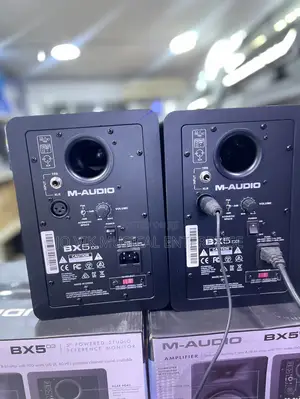 Bx5 M-Audio