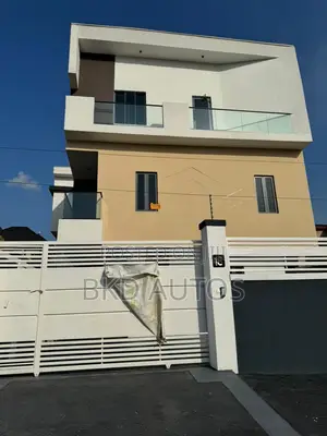 4bdrm Duplex in Ikeja for sale