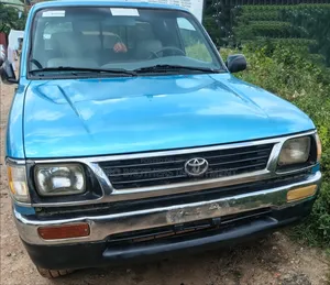 Toyota Tacoma Base 4x2 Xtracab 1996 Blue