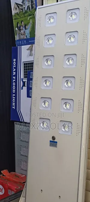 100watts Wakatek All In One Solar Street Light