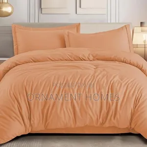 Duvetcover Bedsheet and Pillowcases