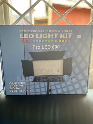 Led 800 Light With Battery and Stand