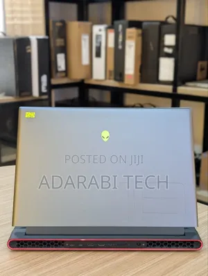 Laptop Dell Alienware M18 R2 48GB Intel Core I9 SSD 2T