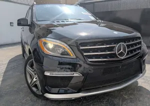 Mercedes-Benz M Class ML63 AMG 4dr SUV AWD (5.5L 8cyl Turbo 7A) 2014