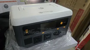 700 Watt Solar Generator With Solar Panel
