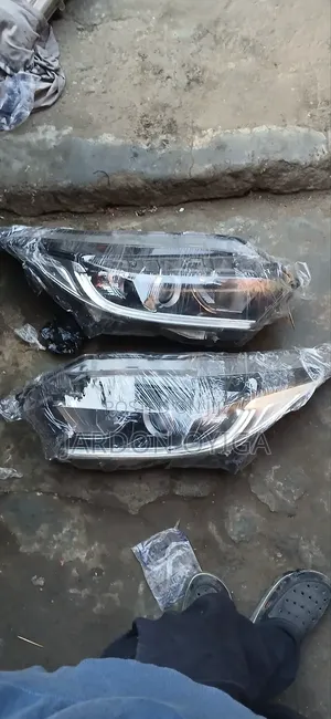 Head Lamp Honda HRV 2015