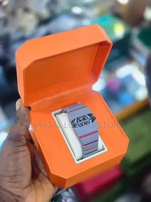Nike Quality Luxury Men Chain Strap Wristwatch