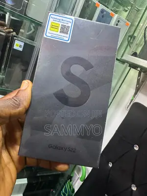 New Samsung Galaxy S22 5G 256 GB Black