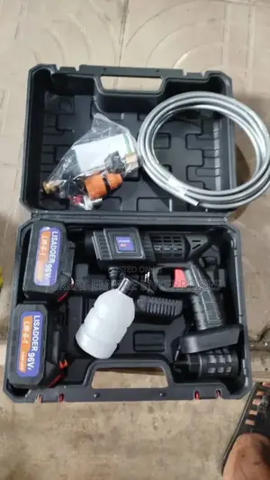 Cordless Pressure Washer