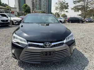 Toyota Camry XLE 4dr Sedan (3.5L 6cyl 6A) 2017 Black