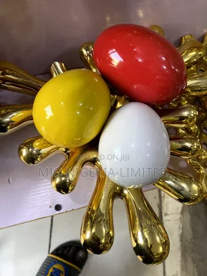 Ceramic Gold-Plated With Coloured Ball Centre Table Decorations