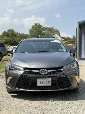 Toyota Camry SE 4dr Sedan (2.5L 4cyl 6A) 2017 Gray