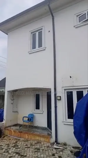 3bdrm Duplex in Cedarwood Estate for rent
