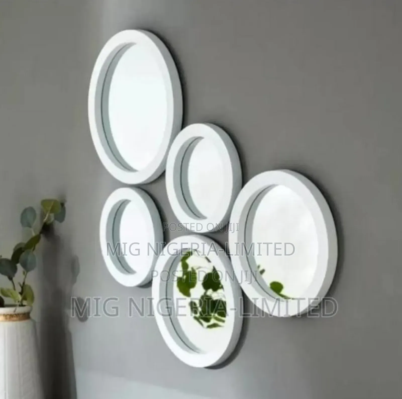 Wall Mounted Decor Circle Mirror Set 5 Pieces