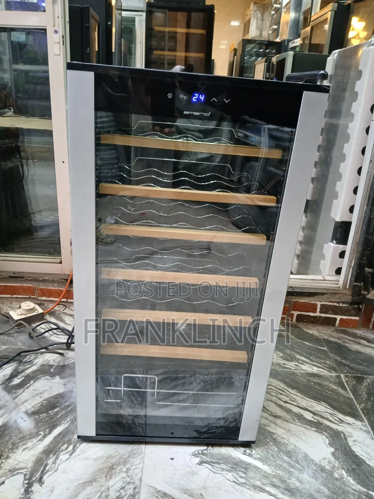 Table Top Wine Chiller