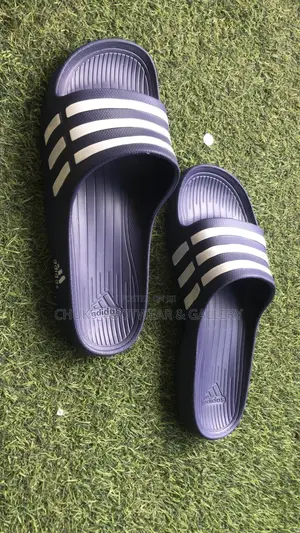 Adidas Easy Wear