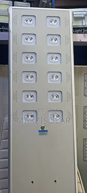 100watts Wakatek All In One Solar Street Light