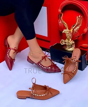 Women's Slippers With Bow And Rhinestone Embellishment. Sizes 37-43