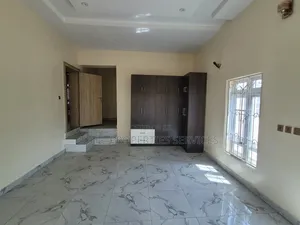 6bdrm Duplex in Naf Valley Estate, Asokoro for rent