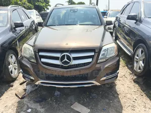 Mercedes-Benz GLK-Class Base GLK 350 4dr 4x2 (3.5L 6cyl 7A) 2015 Brown