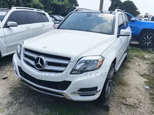 Mercedes-Benz GLK-Class Base GLK 350 4dr 4x2 (3.5L 6cyl 7A) 2015 White