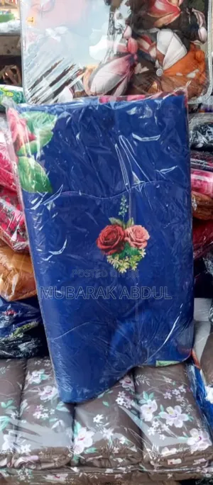 Bedsheets / Bedspread