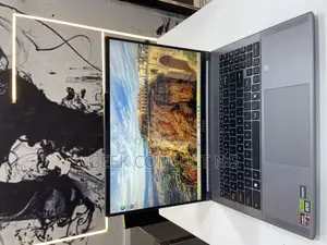 Laptop MSI 32GB AMD Ryzen 9 SSD 2T