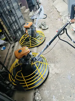 Gasoline Power Trowel / Power Float – Concrete Finishing Machine