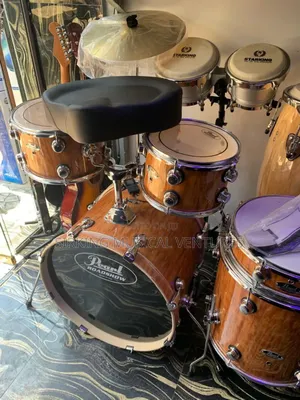 Pearl Roadshow 5 Set Drum With Pearl Cymbal/ Hi-Hat