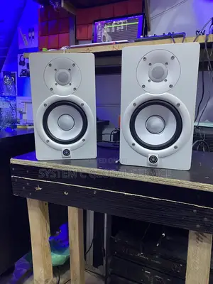Yamaha Studio Monitor Speaker Hss5