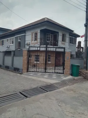 Furnished 4bdrm Duplex in Glory Estate, Ifako-Gbagada for sale