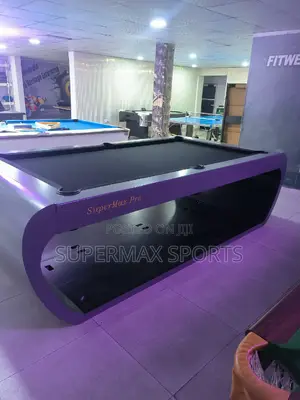Strong, Stable Base Smooth Playing Surface - 9ft Billard Board