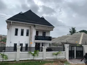 Expert House Painting Services in Ife – Smooth Modern Walls