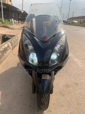 Yamaha Majesty 2018 Black