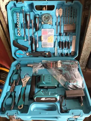 Makita Cordless Impact Drill With Tools