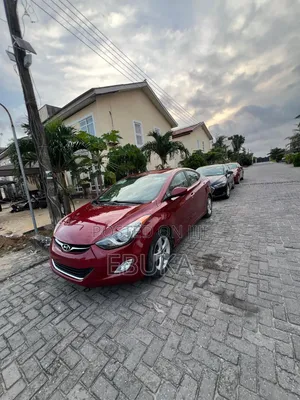 Hyundai Elantra 2014 Red