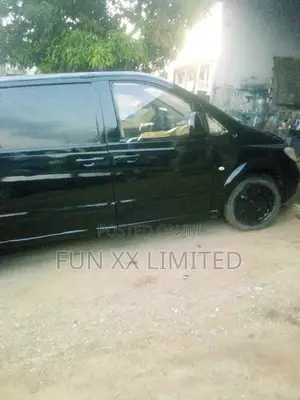 Mercedes-Benz Vito 2005 Black