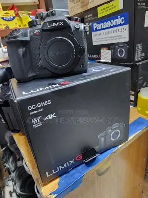 Lumix Gh5s