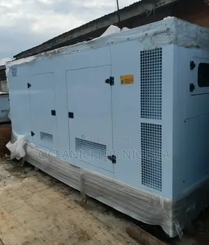 Sound-Insulated Perkins 500 Kva Soundproof Generator