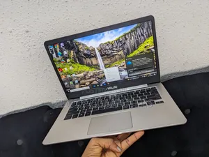 Laptop Asus Q405UA 8GB Intel Core i3 SSD 256GB