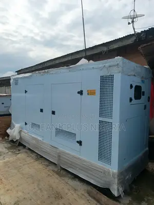 Perkins 500 Kva Low-Noise Soundproof Generator