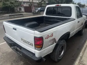 Mazda B-series 1994 White